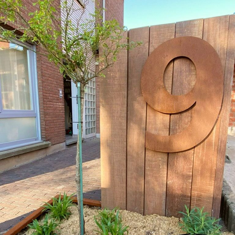 Numer domu ze stali corten 7 - 80 cm
