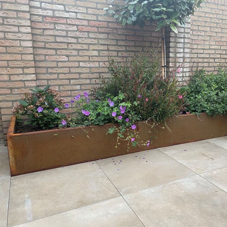 Prosta ściana oporowa ze stali corten 200 cm (wysokość 30 cm)
