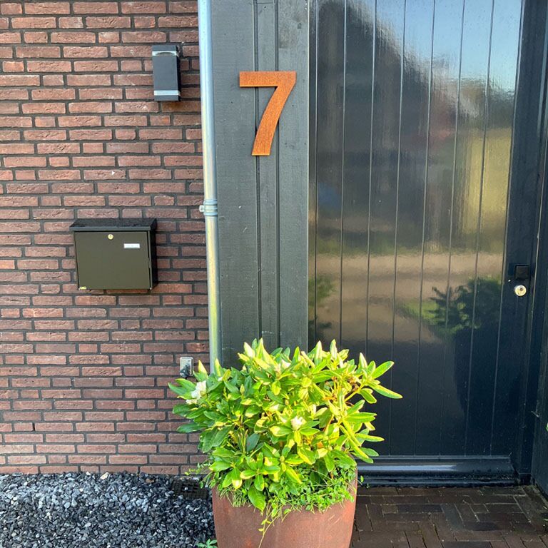 Numer domu ze stali corten 7 - 30 cm