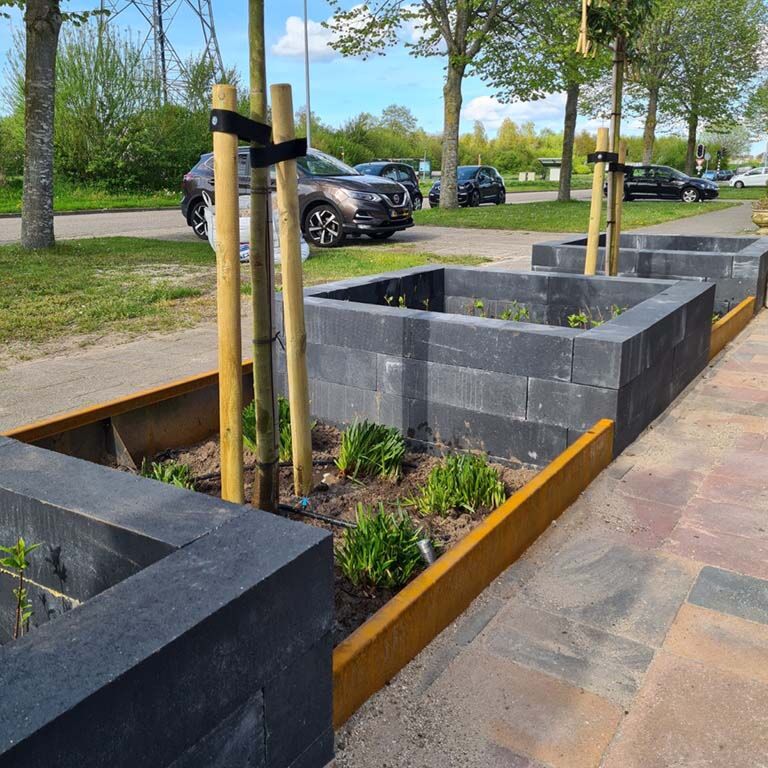 Mur oporowy ze stali corten - Proste - 150 x 30 cm