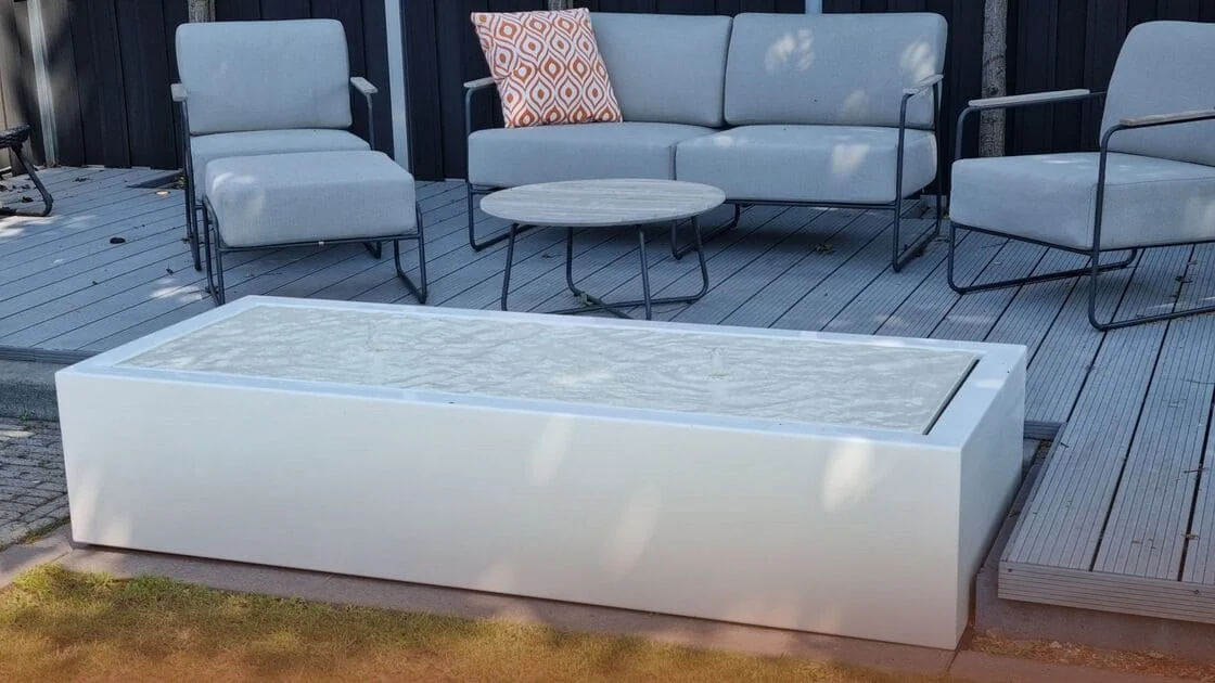 Jak zainstalować stół wodny?