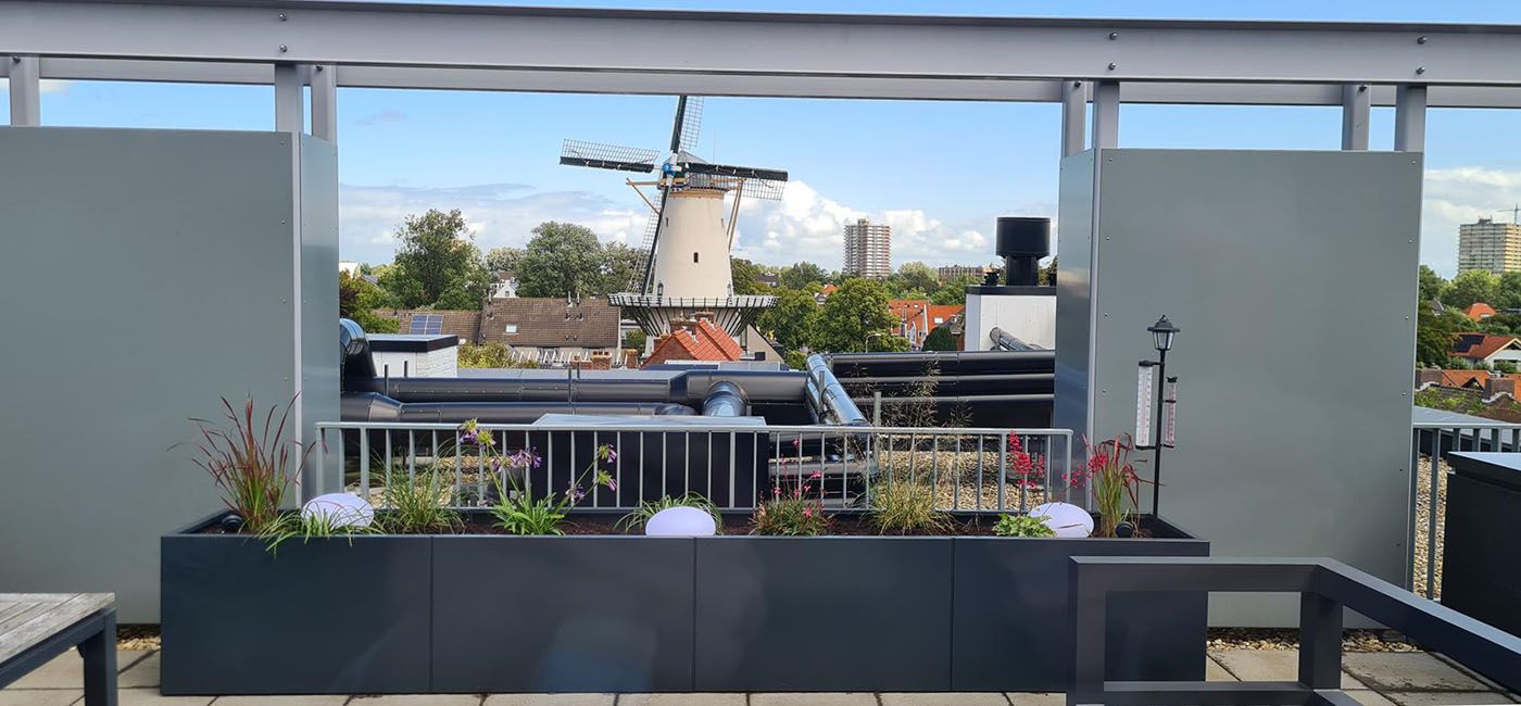 Mały balkon w aranżacji: pomysły i inspiracje